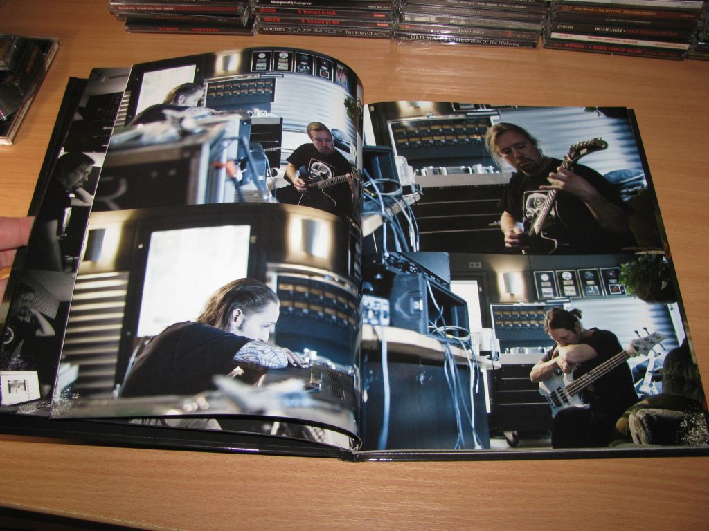 CHILDREN OF BODOM - Relentless Reckless Forever   (2011 Spinefarm, LIMITED HARDBOOK,1st press) - фото фото фото 5