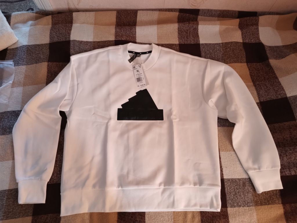 Світшот Adidas Short Future Icon Badge of Sport Crewneck - фото фото фото 2
