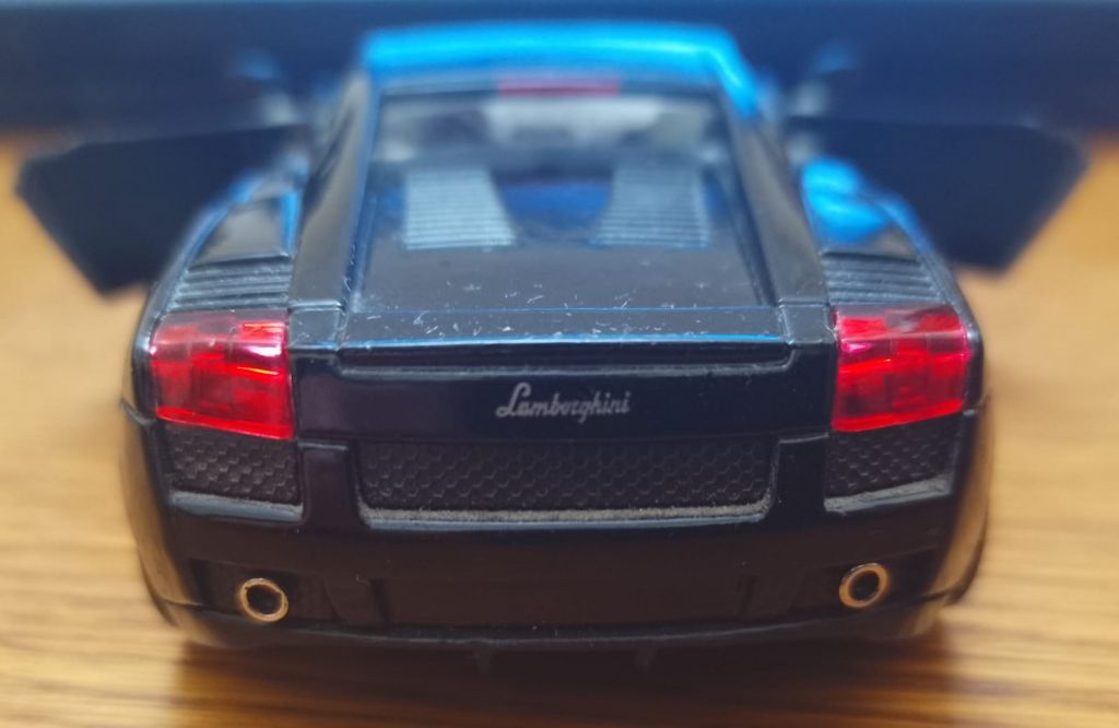 Модель 1:32 LAMBORGHINI GAIIARDO, Kinsmart KT 5098 - фото фото фото 3