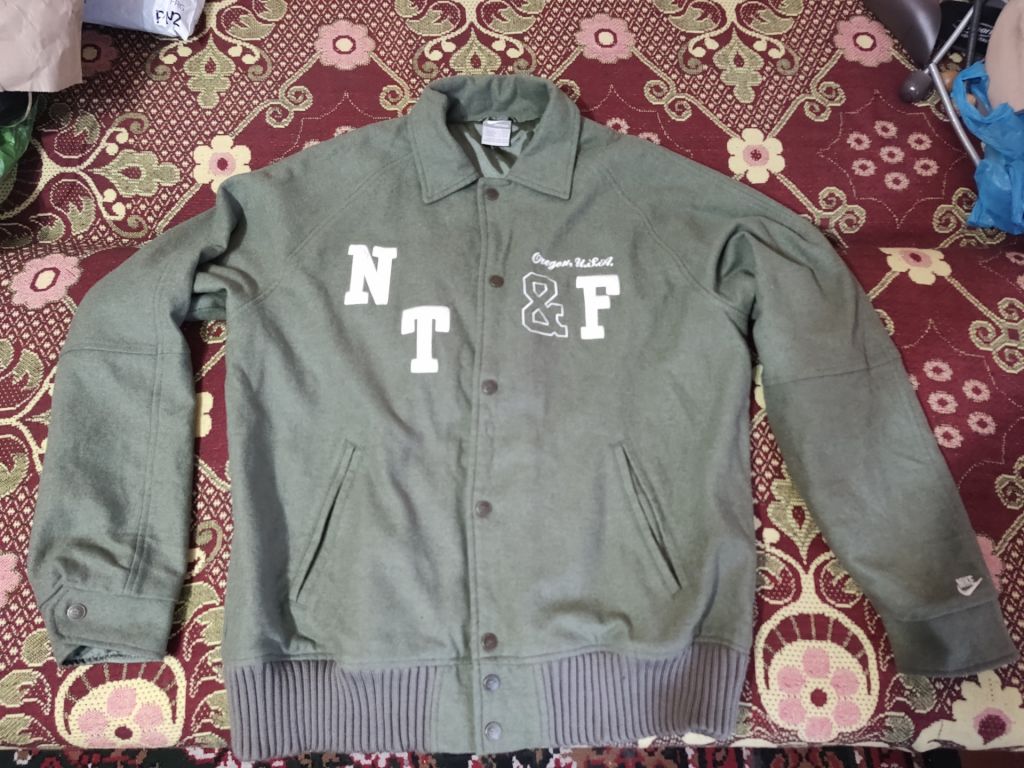 Куртка - бомбер Nike Varsity Jacket - фото фото фото 0
