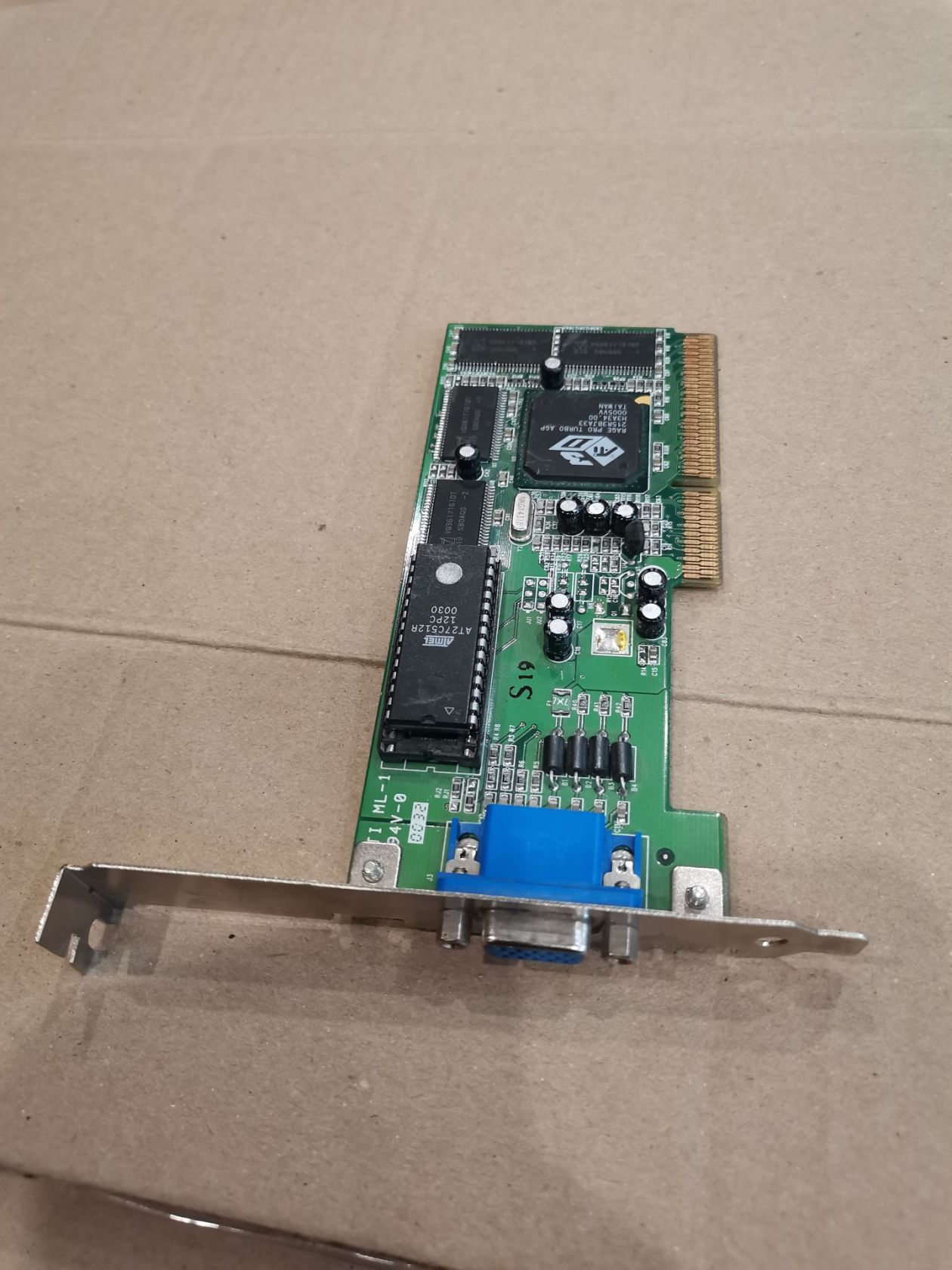Видеокарта ATI Rage Pro Turbo AGP 8mb - фото фото фото 0