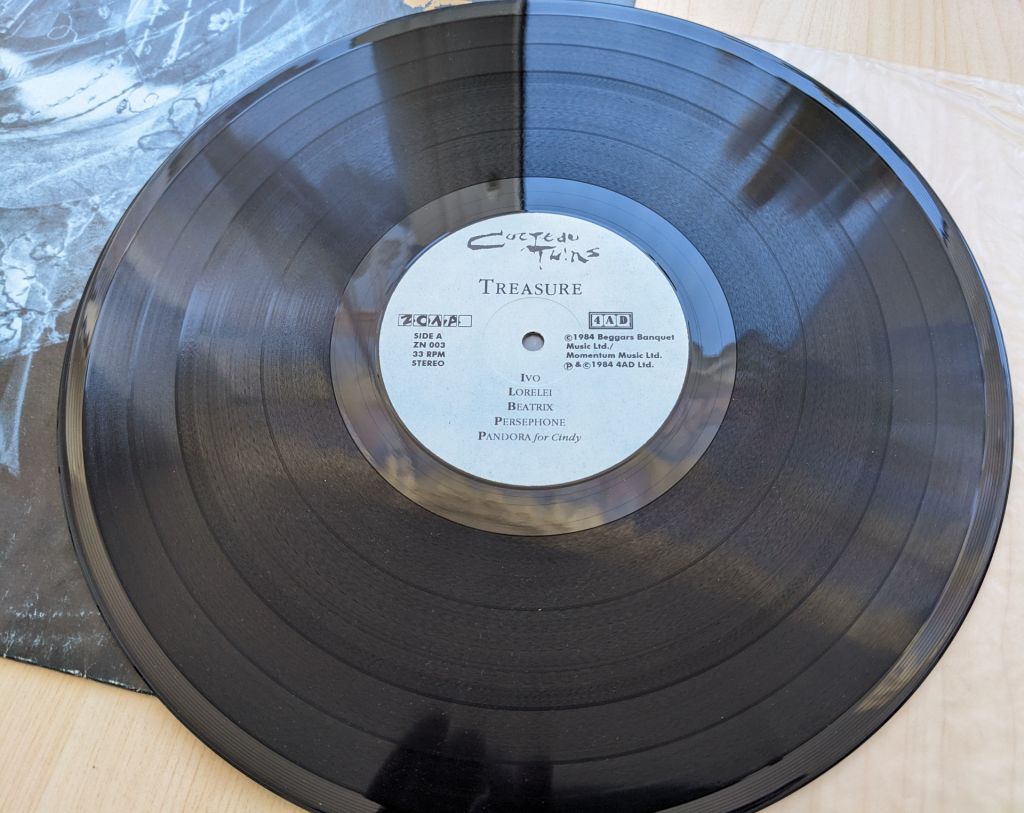 Платівка Cocteau Twins – Treasure /Zona Records –  Lithuania/ #2 - фото фото фото 3
