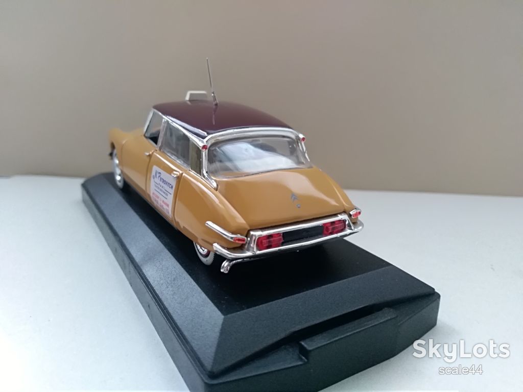 Citroen DS19 Taxi.Vitesse.1:43 - фото фото фото 3