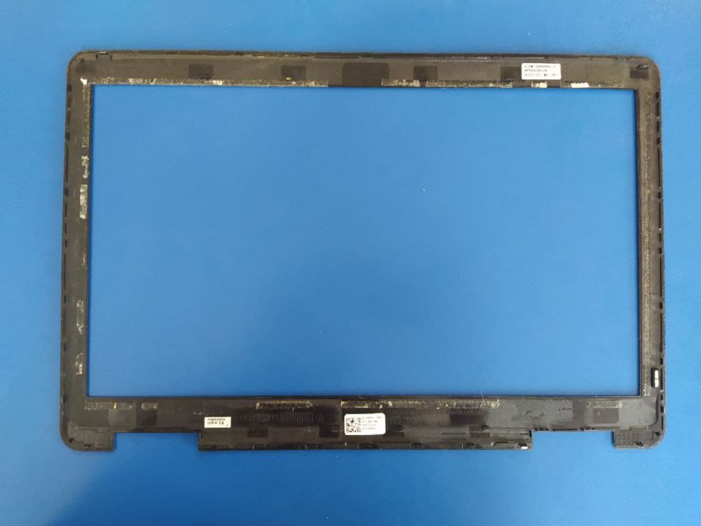 Dell Latitude E5540 рамка матрицы - фото фото фото 1