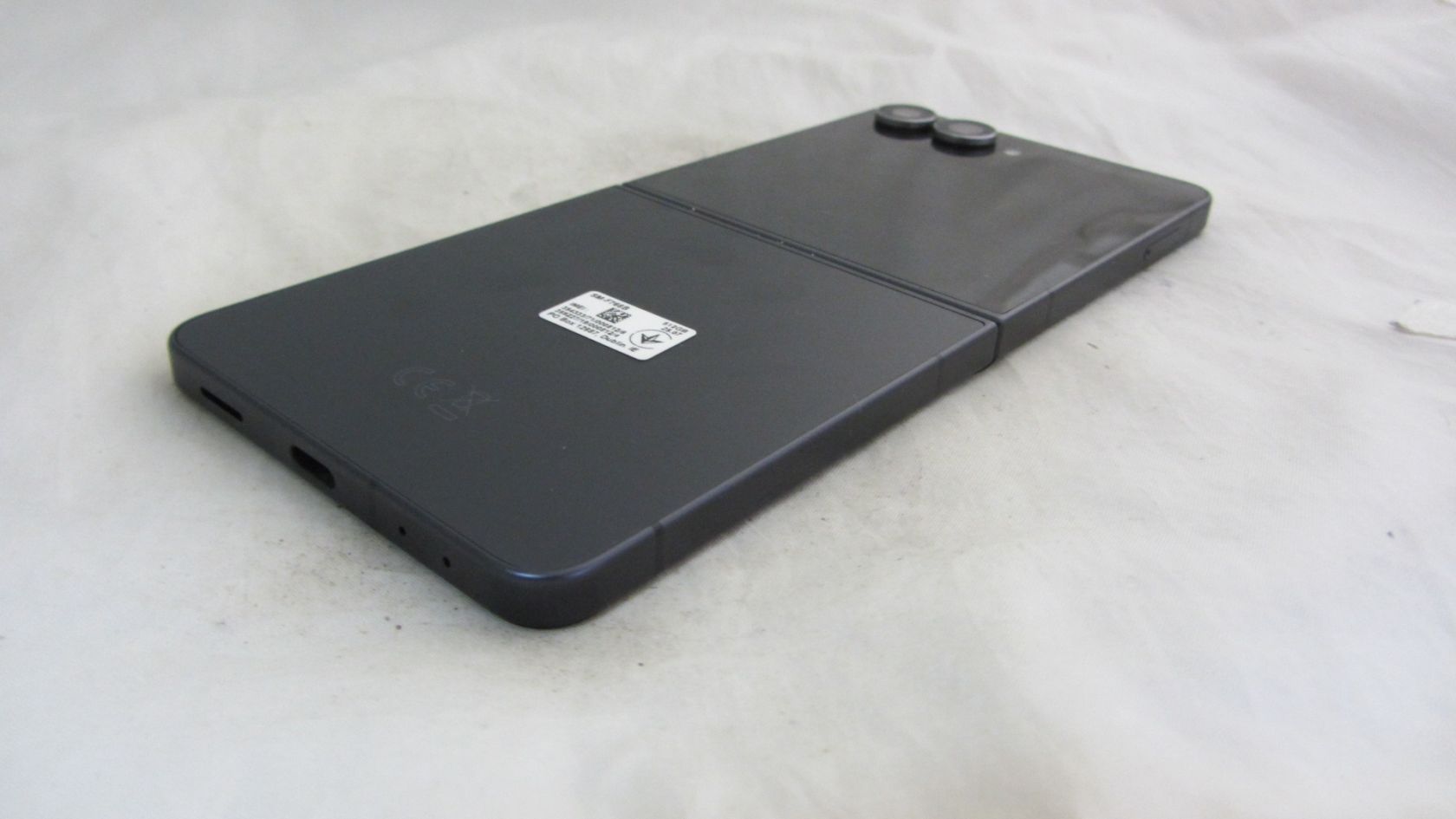 Samsung Galaxy Flip7 12/512GB Jetblack   (SM-F766B) - фото фото фото 6
