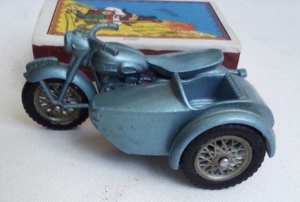 Matchbox Lesney Triumph T110 Motorcycle and sidecar No4 1:43 - фото фото фото 0