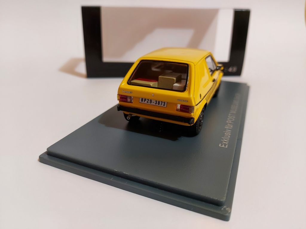 NEO 1:43 VW Golf I, German Post - фото фото фото 3