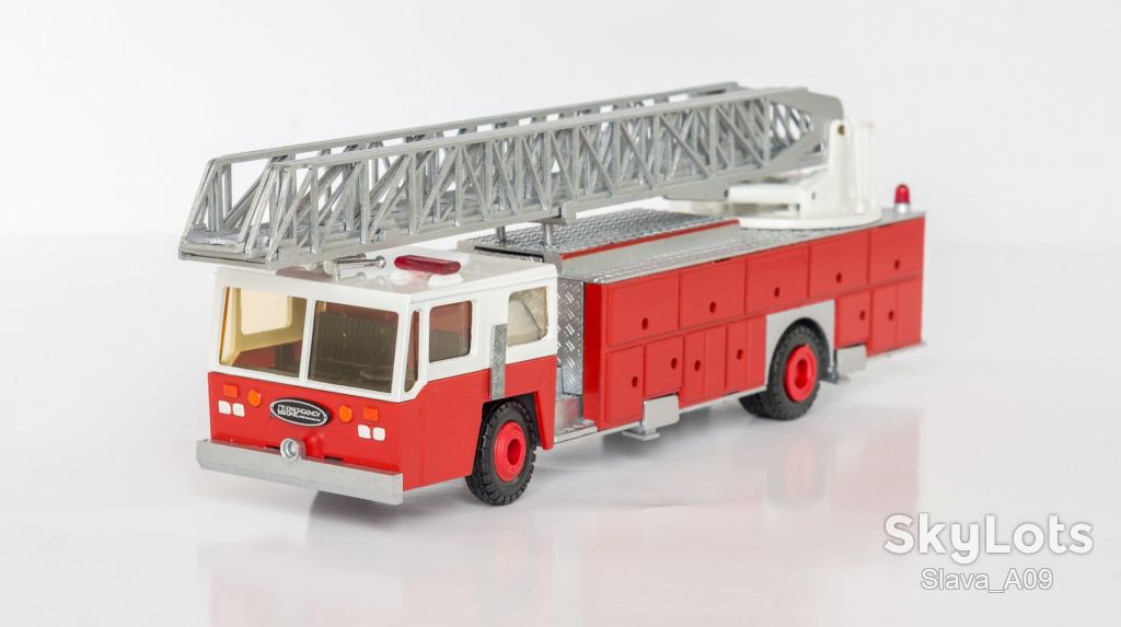 1:50 Mack Emergency One MC-Series 1972-1990, Conrad 5503 W.Germany - фото фото фото 0