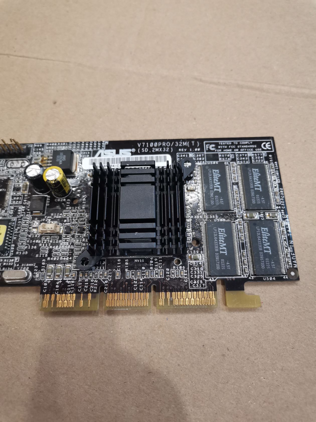 Видеокарта ASUS V7100PRO/32M (T) 32mb AGP - фото фото фото 3