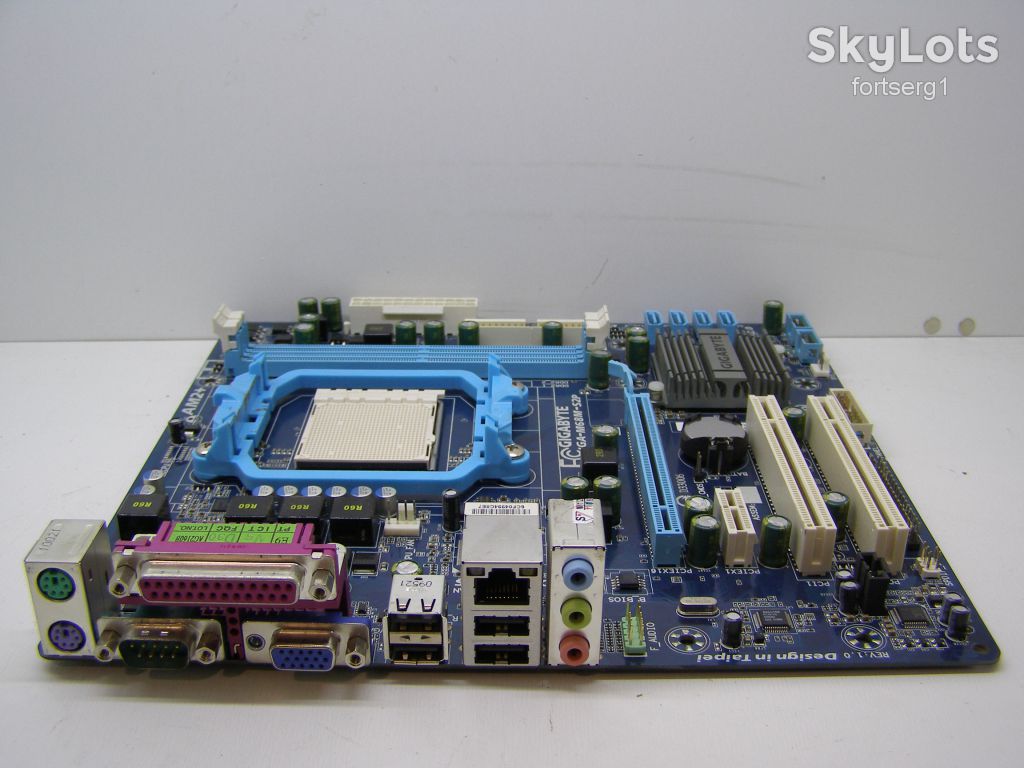 Материнская плата GIGABYTE GA-M68M-S2P Socket AM2 plus MicroATX 2DDR2 - фото фото фото 1