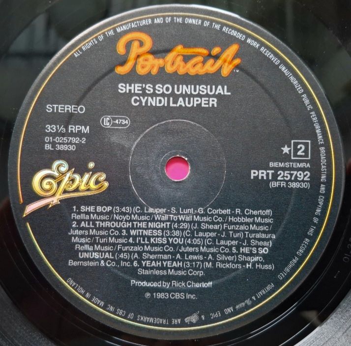 Cyndi Lauper - She's So Unusual - 1983.  (LP). 12. Vinyl. Пластинка. Holland. - фото фото фото 5