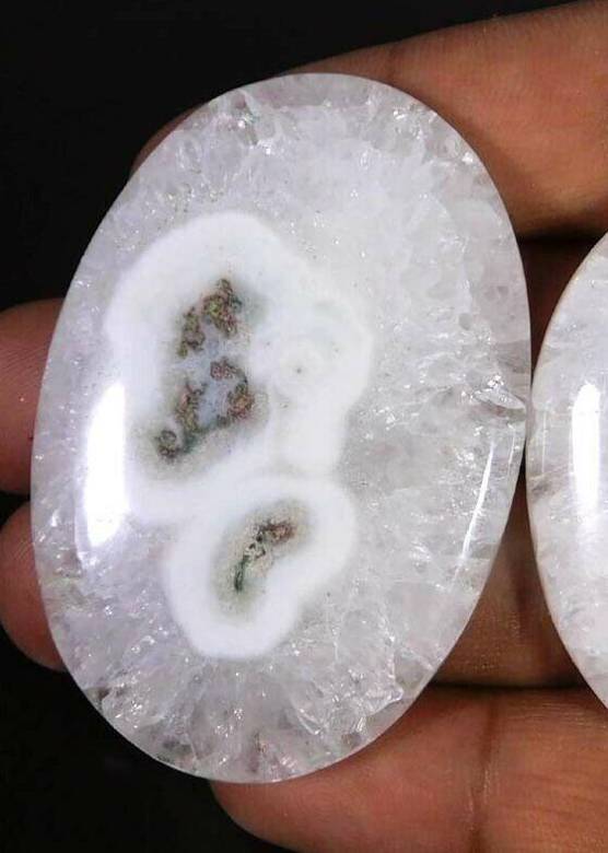 Белый Кварц  137.5  ct   54 mm - фото фото фото 1