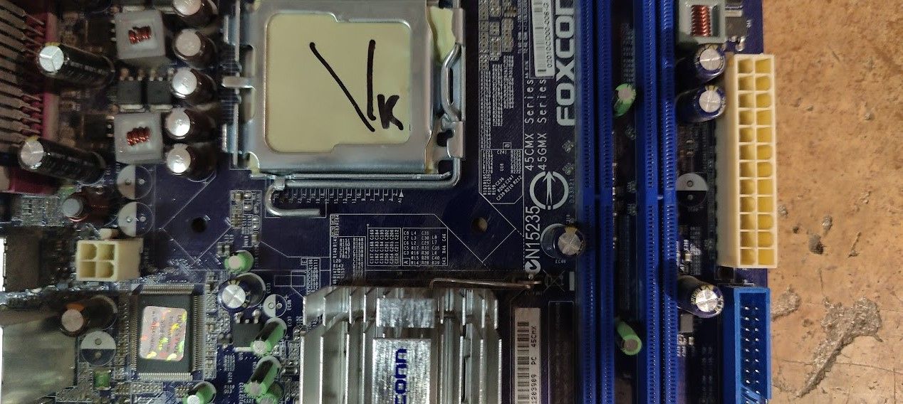 Мат. плата Foxconn 45CMX LGA775 i945GC PCI-E+SVGA+LAN SATA MicroATX 2DDR2 № K230105 - фото фото фото 1
