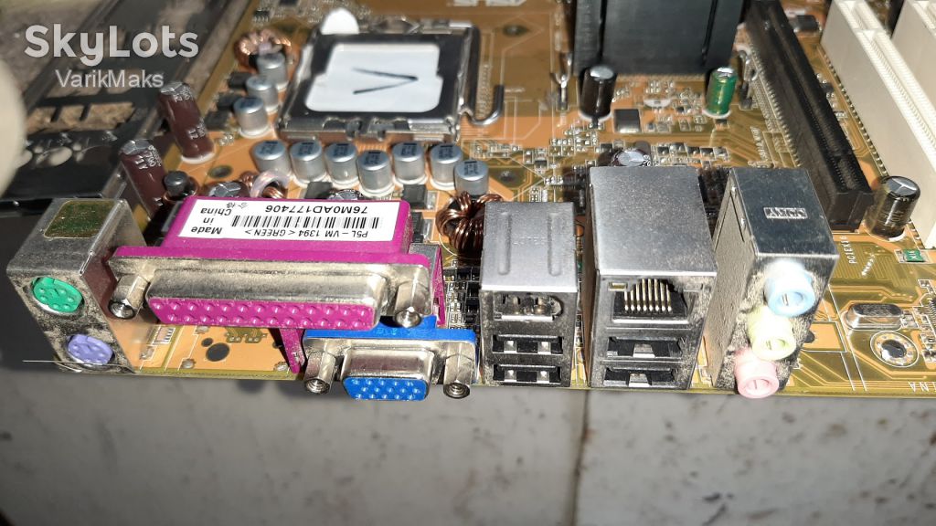 Мат. плата ASUS P5L-VM1394 LGA775 i945G PCI-E+SVGA+GbLAN+1394 SATA MicroATX 4DDR2 - фото фото фото 2