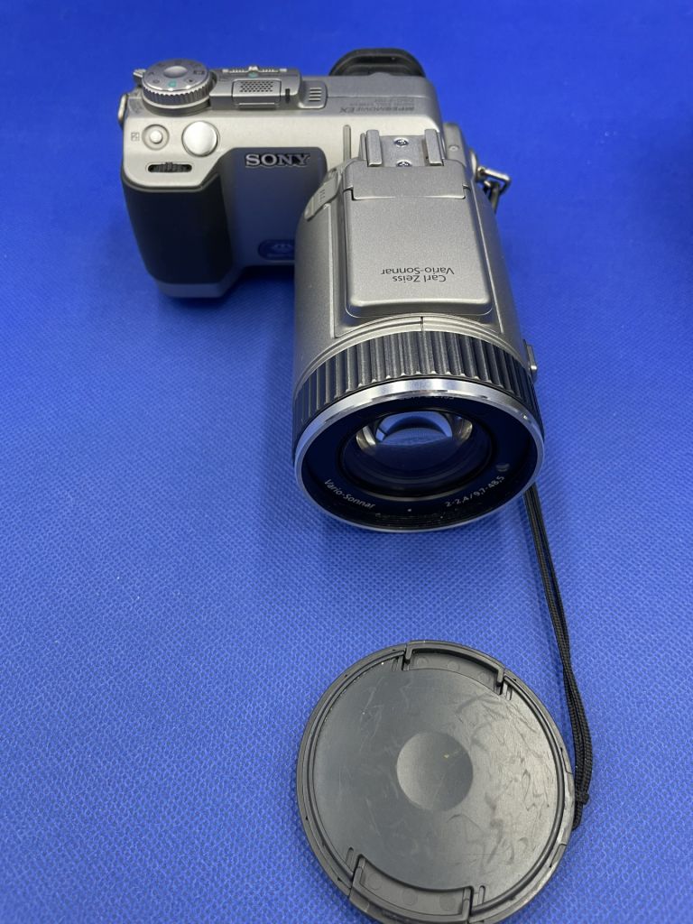 Винтажная цифровая камера SONY DSC-F707  (Japan) - фото фото фото 1