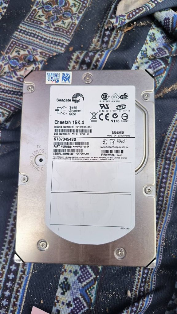 Жорсткий диск HDD Seagate ST373454SS - фото фото фото 0