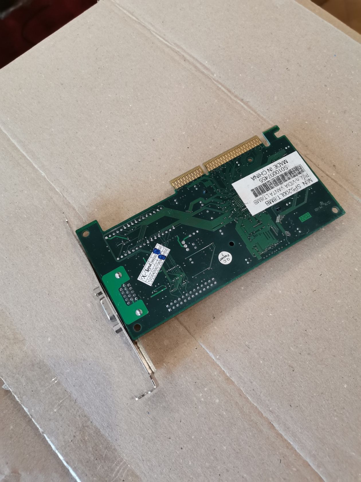 Видеокарта NVIDIA Vanta LT SP5200LT/8MB SDR SDRAM AGP 2x - фото фото фото 4