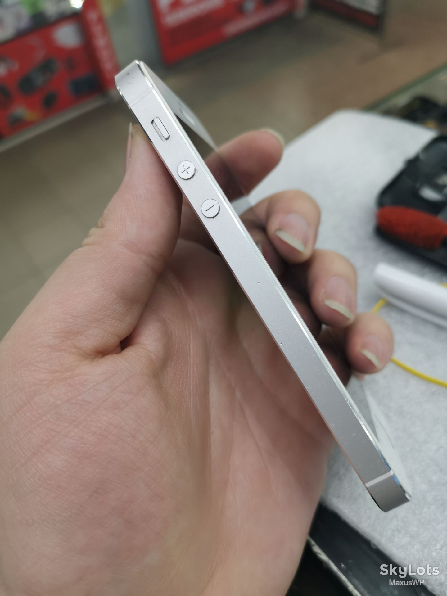 #Shop iphone 5s silver  1445 - фото фото фото 2