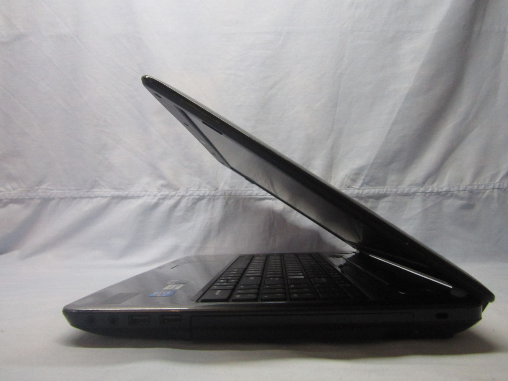 Core i3/1GB Видео/USB 3.0/HDMI/4GB/250GB/ Medion Akoya P6634 ноутбук - фото фото фото 7
