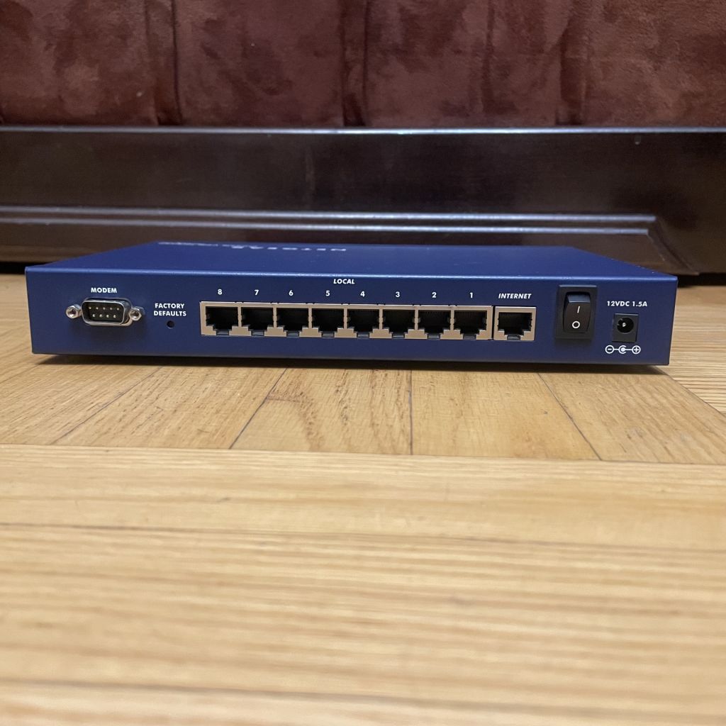 Роутер Комутатор свитч 8 портів Netgear FVS338 - фото фото фото 9