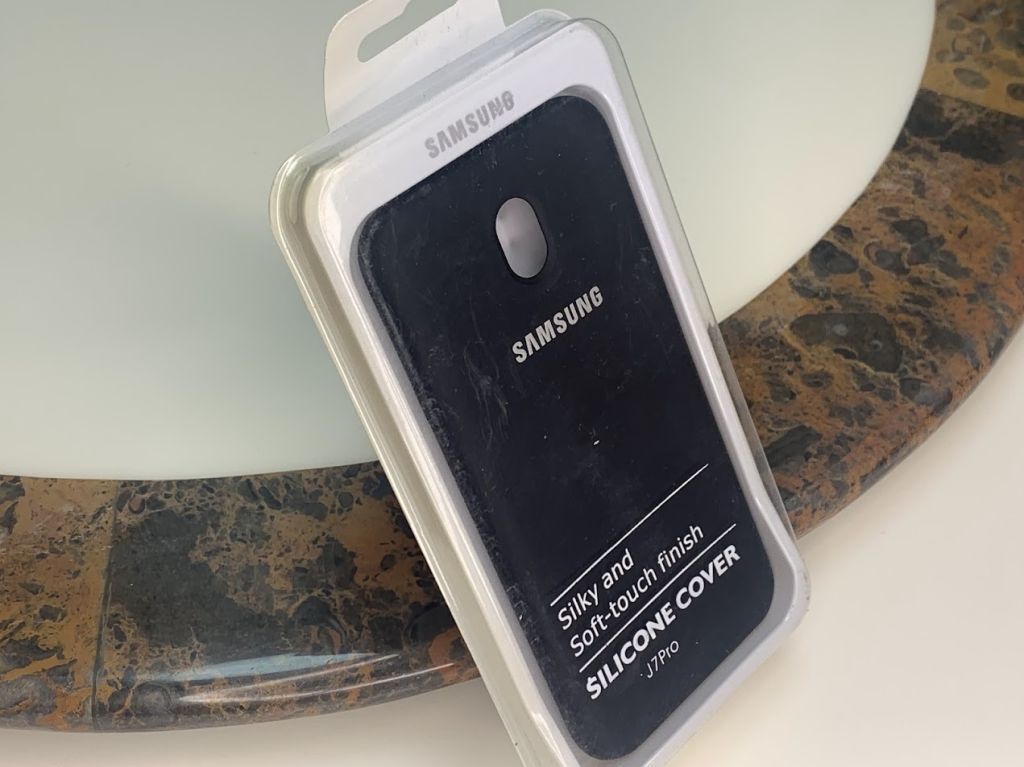 Чохол High-end Siliocon Cover для Samsung  J7 Pro Black - фото фото фото 4