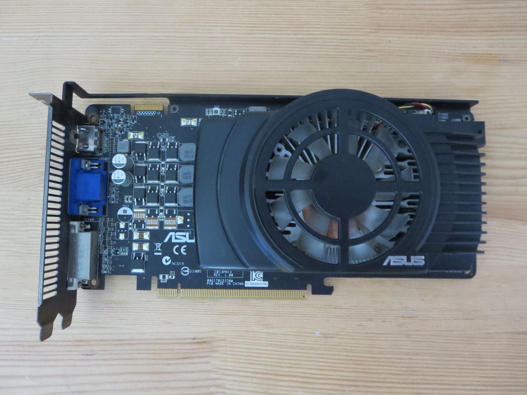 Видeокарта Asus H6770 1GB DDR5 - фото фото фото 0