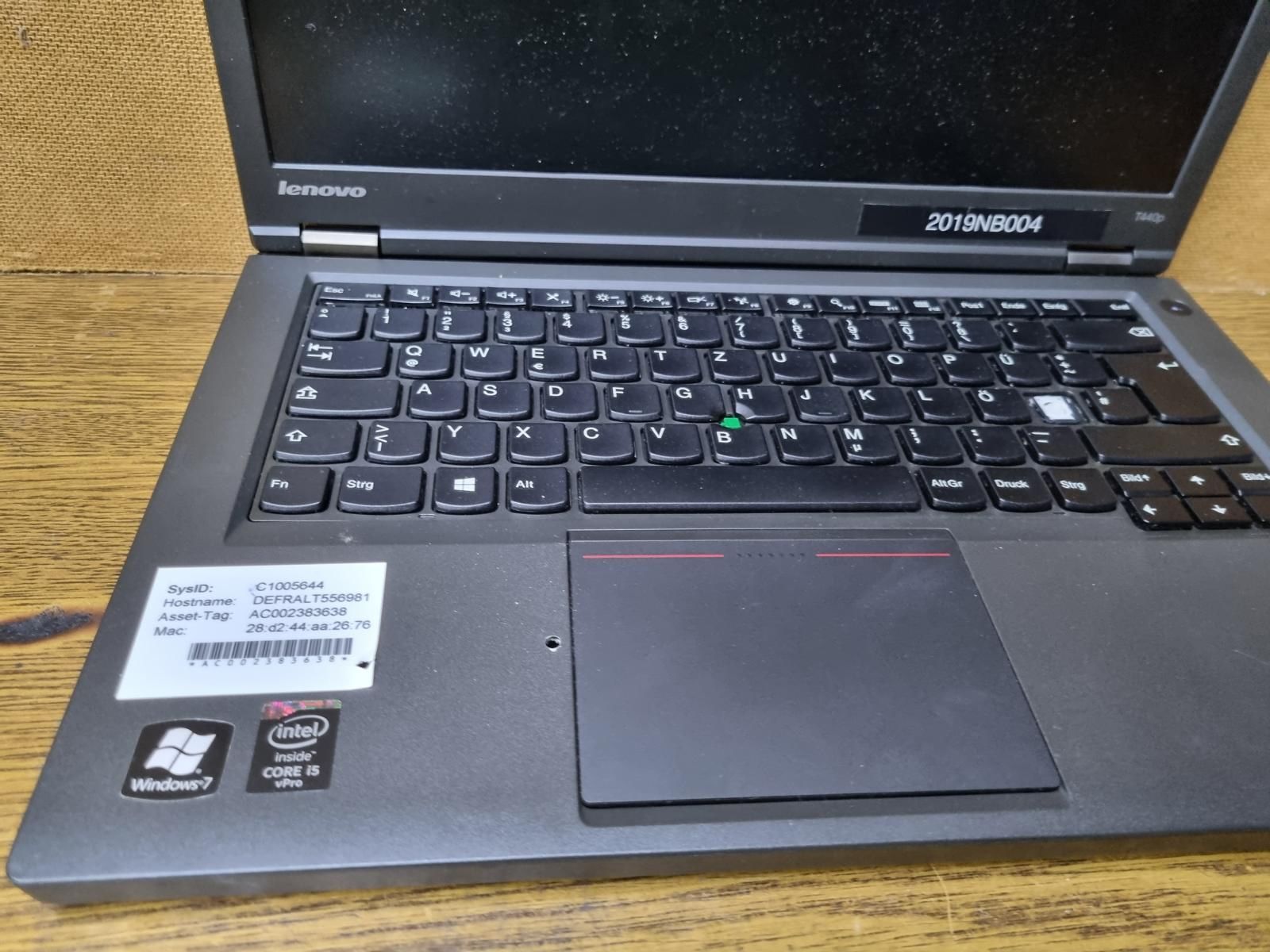 T90 Ноутбук Lenovo T440p     ( i5 ) - фото фото фото 2