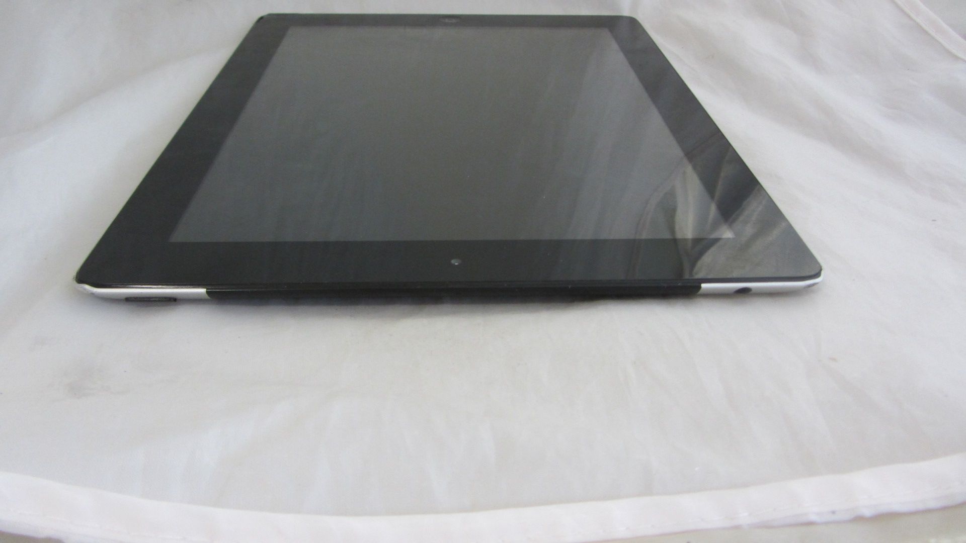 Apple iPad 3 32Gb Wi-fi+3G Black - фото фото фото 3