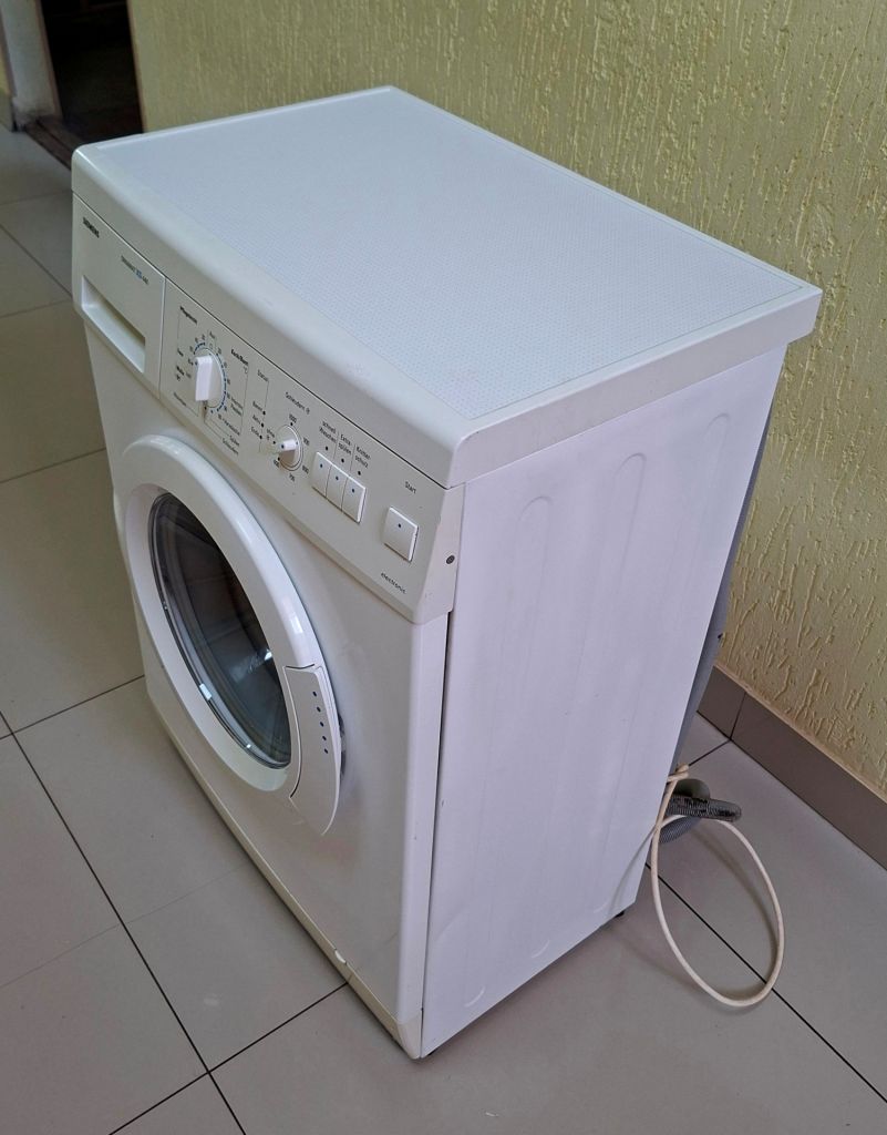 Вузька пральна машина Siemens Siwamat XS440 5 кг, 1000 об/хв, вживана - фото фото фото 5