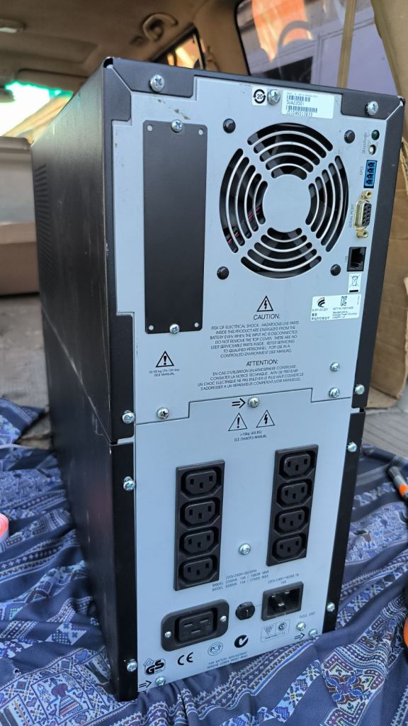 Бесперебійник ДБЖ APC Smart-UPS 2200 SUA2200I №2 - фото фото фото 2
