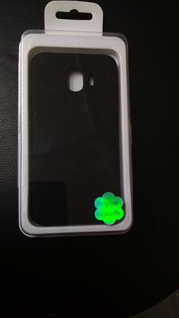 Чехол Silicone Cover для Samsung Galaxy J4 (2018) J400 black - фото фото фото 0