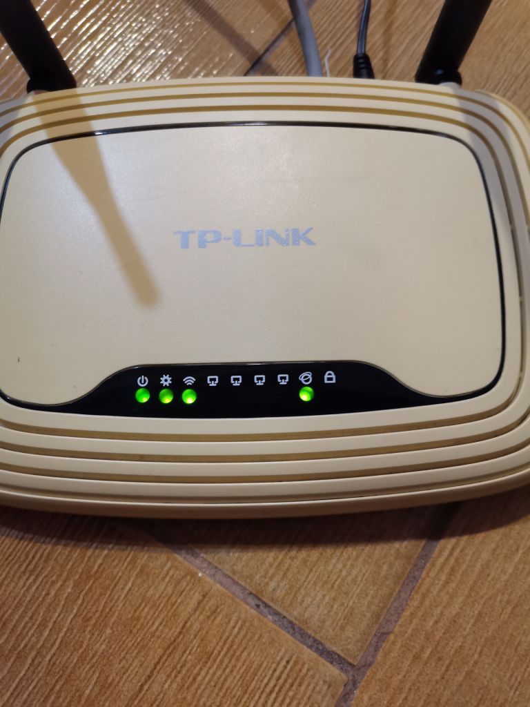 Роутер Tp-link TL-WR841N - фото фото фото 1