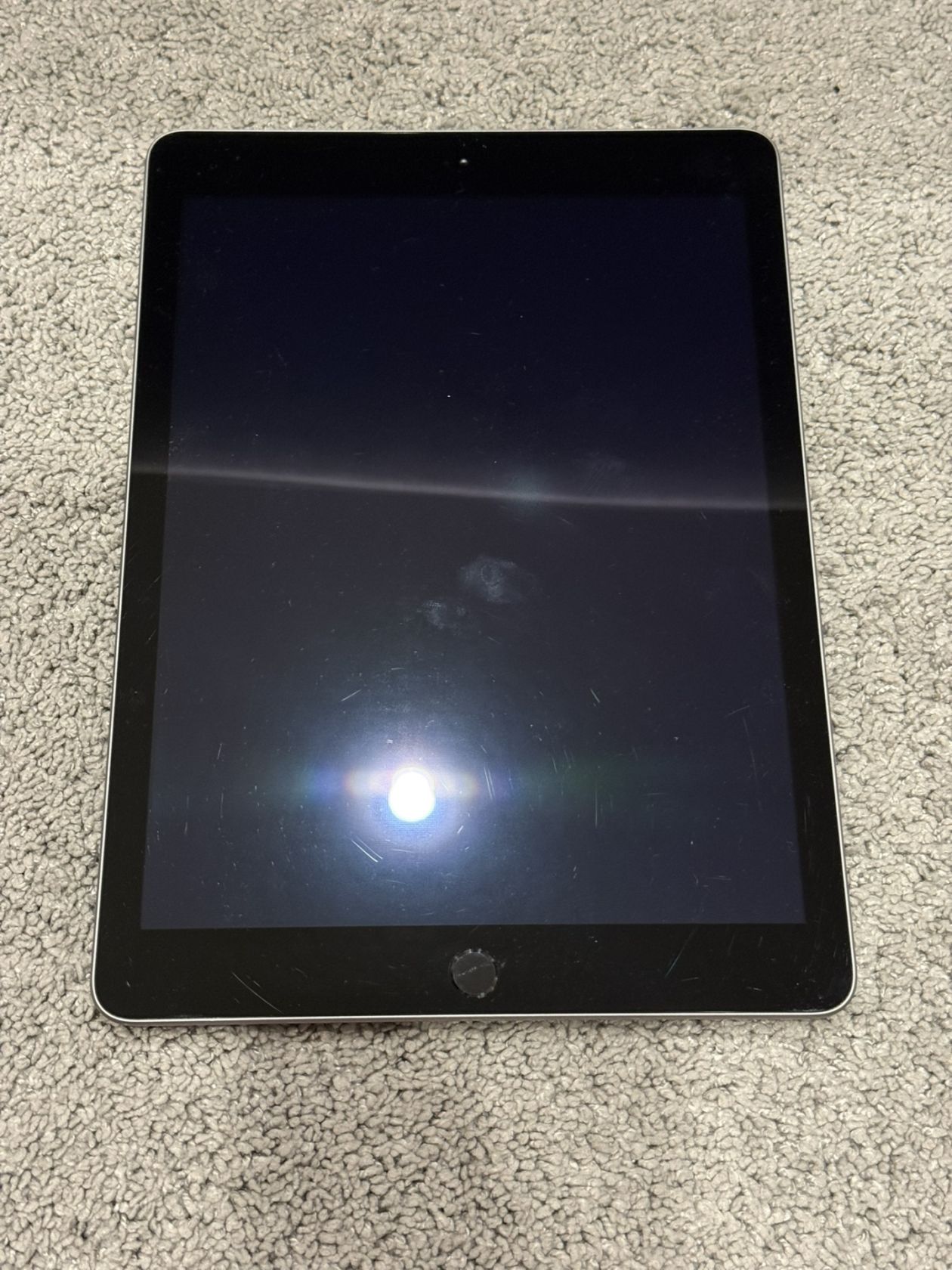 Планшет Apple iPad 5 A1822 32Gb Space Gray - фото фото фото 2