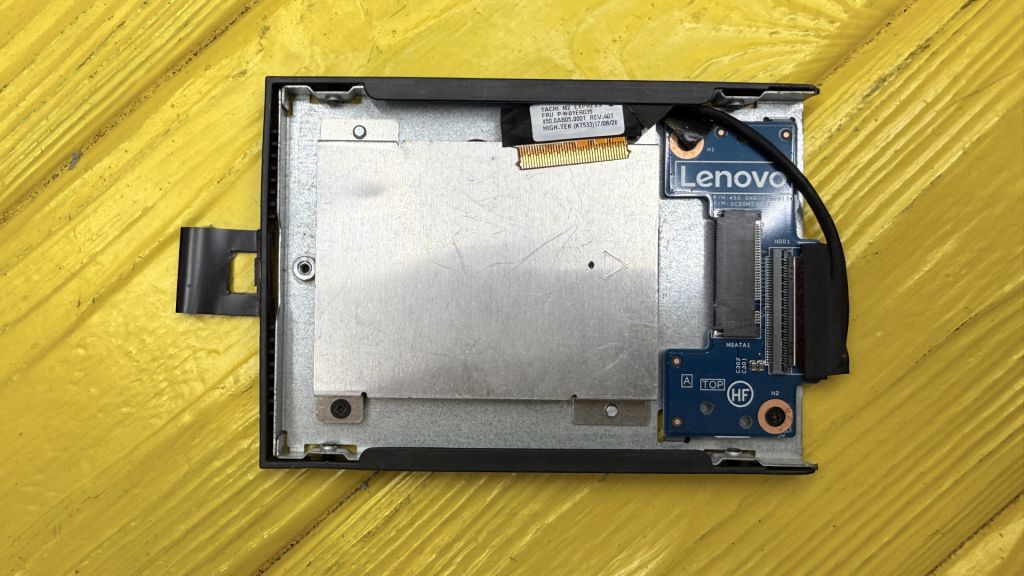 Корзина SSD для Lenovo ThinkPad P51s  (2160) Б/В - фото фото фото 0