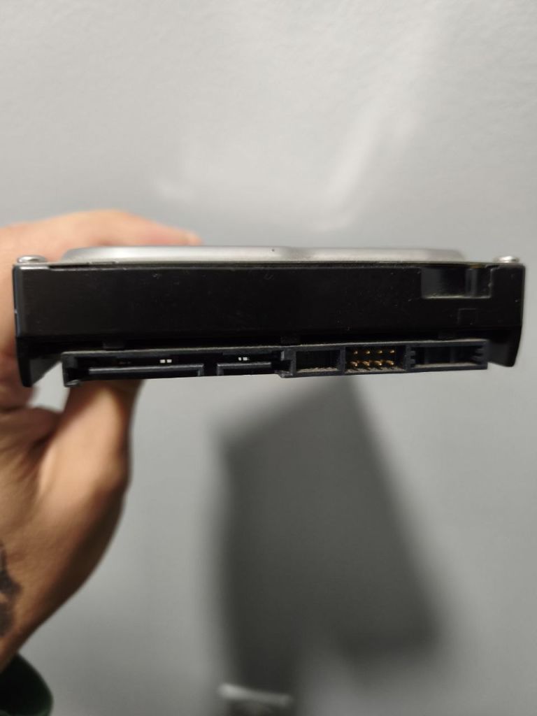 Жорсткі диски Samsung 3.5", Seagate 2.5" - фото фото фото 2