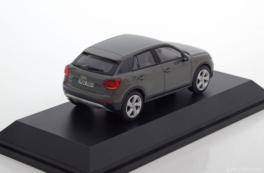 iScale 1:43 Audi Q2  (2016) grey - фото фото фото 1