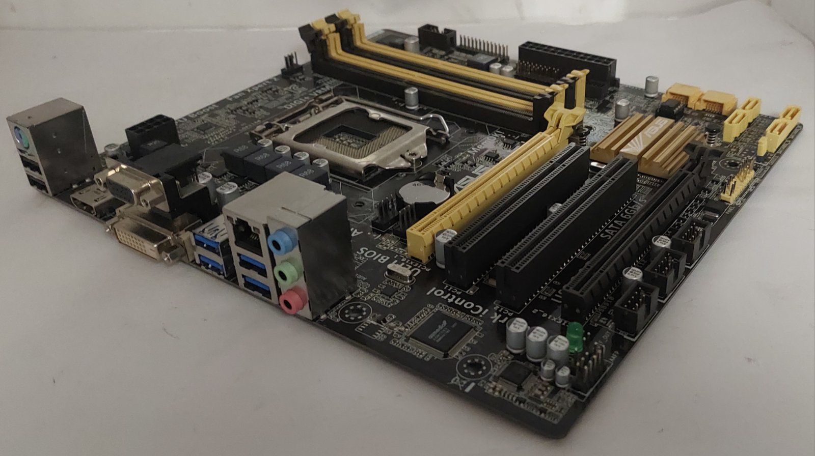 Материнська плата Asus H87M-Plus  /Socket 1150/MicroATX/4 x DDR3/ б/в - фото фото фото 2