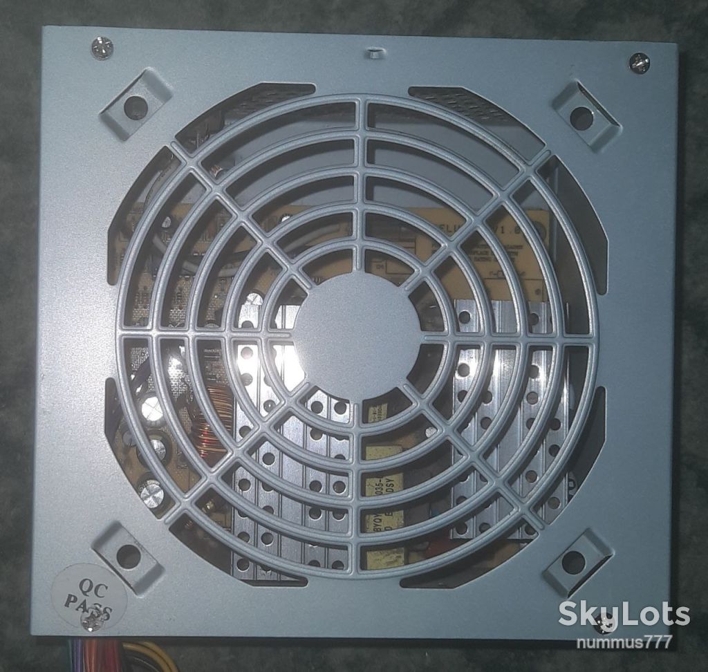 Блок живлення Delux ATX-400W P4 400W №11 СТАРТУЄ - фото фото фото 2