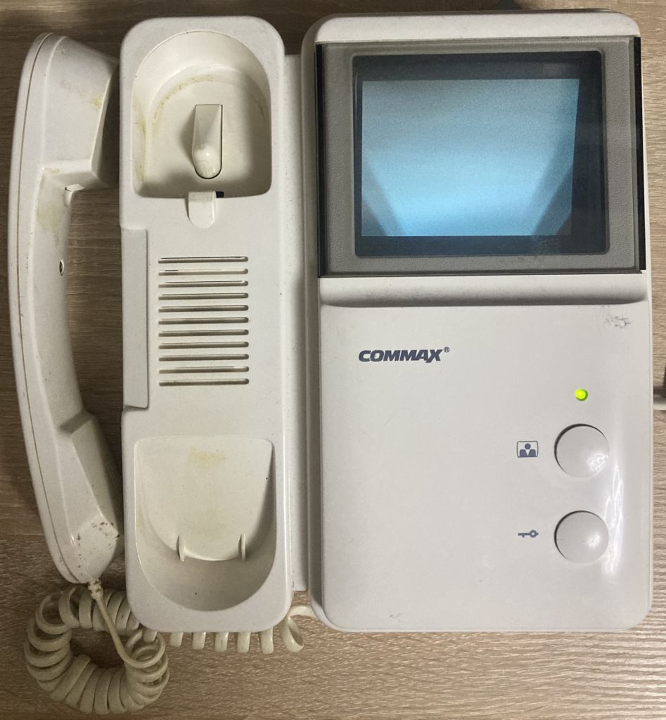 Видеодомофон Commax dpv-4mtn. Б/у. Нерабочий! - фото фото фото 1