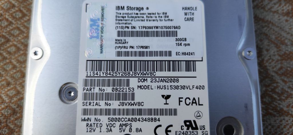Жёсткий диск HDD IBM Storage 300GB HUS153030VLF400 - фото фото фото 4