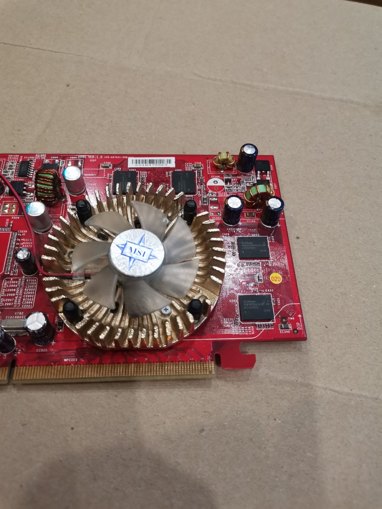Видеокарта MSI Radeon X1300 GDDR2 256mb PCI Express 1.0 x16 - фото фото фото 3