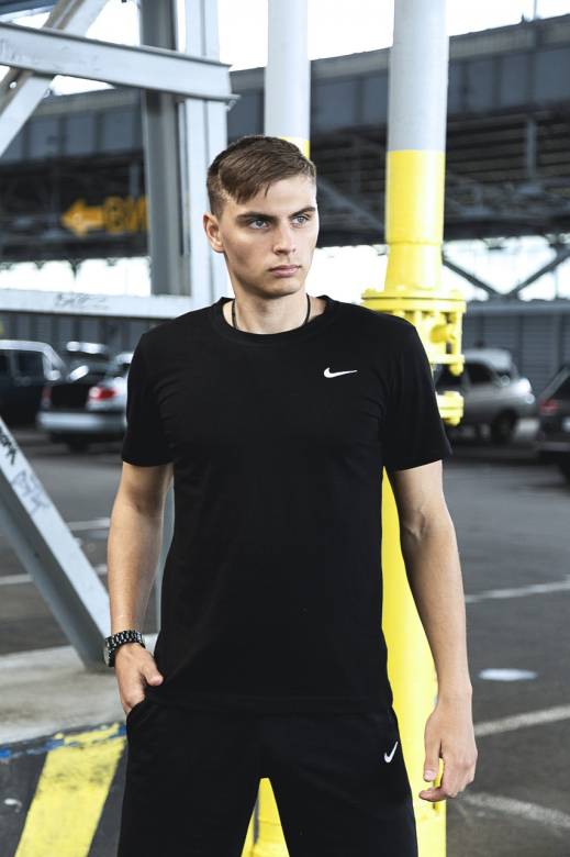 Футболка Nike чорна - фото фото фото 7