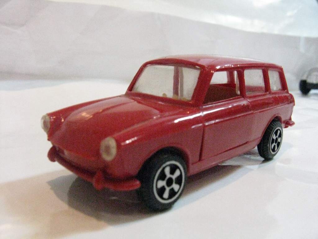 VOLKSWAGEN 1600 FAMILCAR ремейк СССР 1/43 - фото фото фото 0