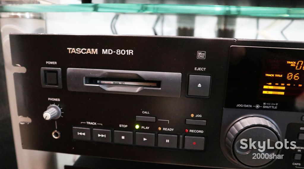 Проигрыватель MD Recorder TASCAM MD-801R - фото фото фото 3