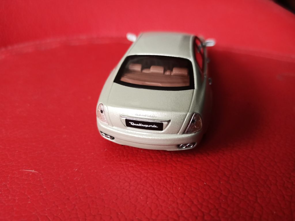 MASERATI  QUATTROPORTE  1:43 DeAgostini - фото фото фото 4