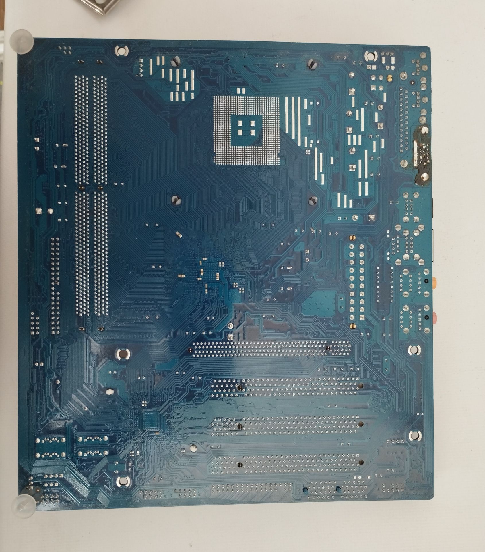 Материнська плата ASRock Conroe 775i945GZ      (Сокет 775)      (№151) - фото фото фото 4