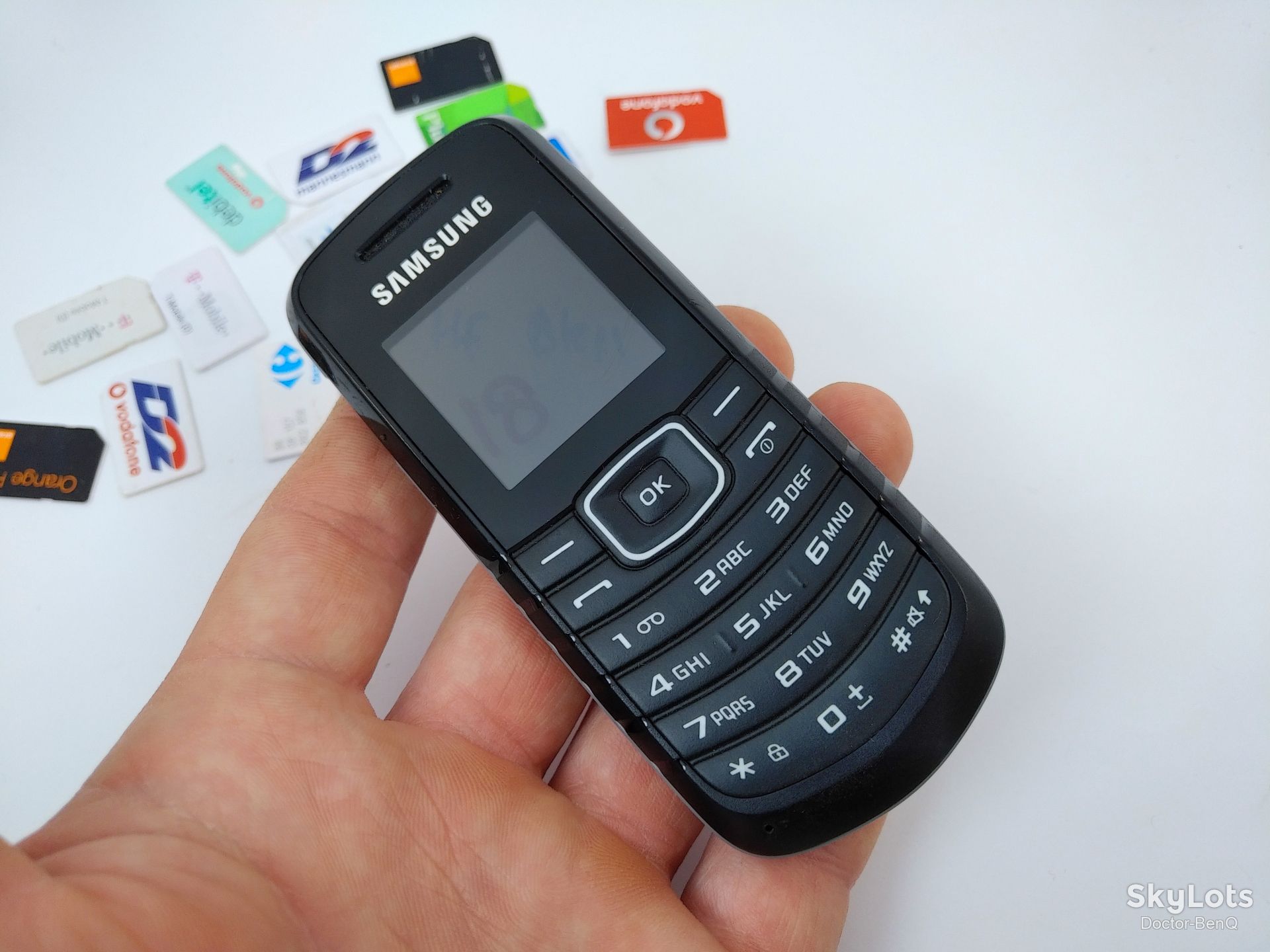 Samsung E1080 не вмикається - фото фото фото 5