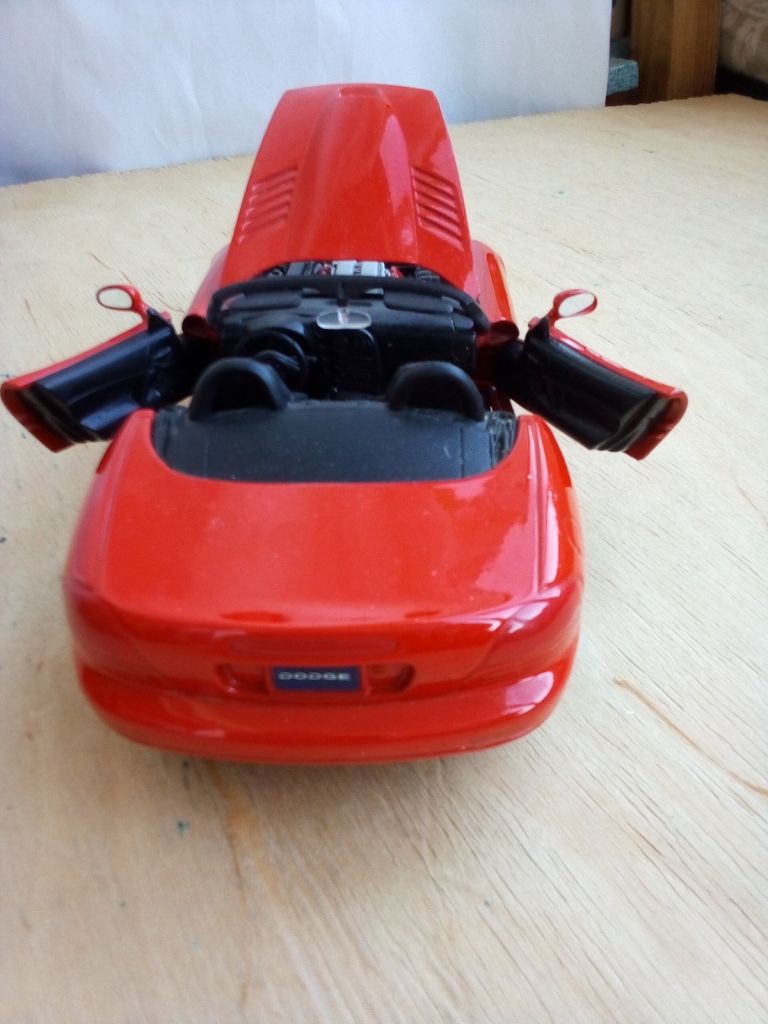 Dodge Viper  by Maisto 1:24 - фото фото фото 3
