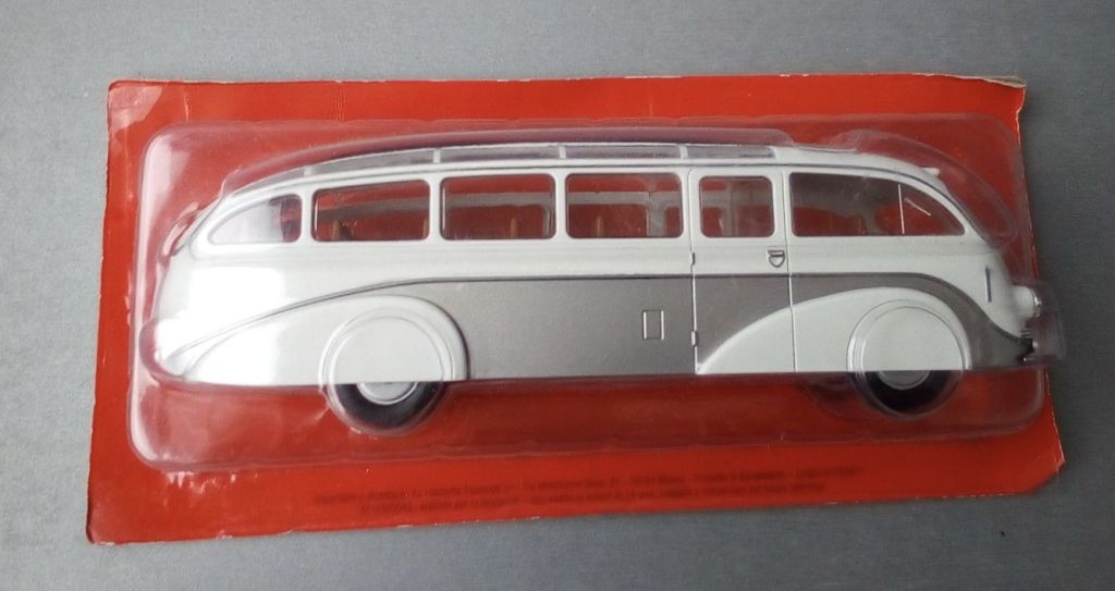 1/43 Mercedes-Benz LO3100 Hachette - фото фото фото 0