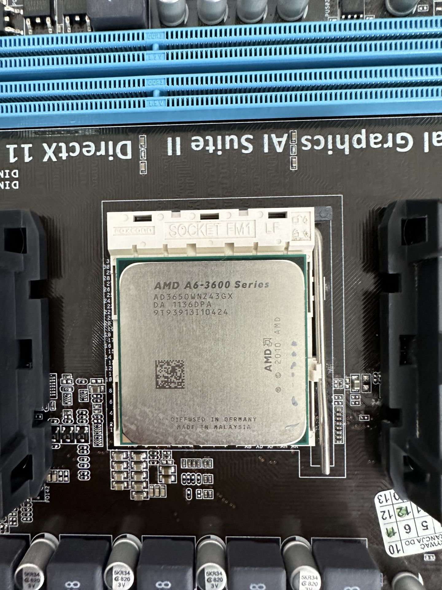 Материнська плата Asus F1A55-M LE + Процесор A6 3600 - фото фото фото 1